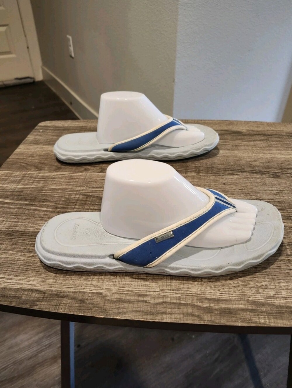 Slip-on Reebok Sandals - Picture 3 of 5